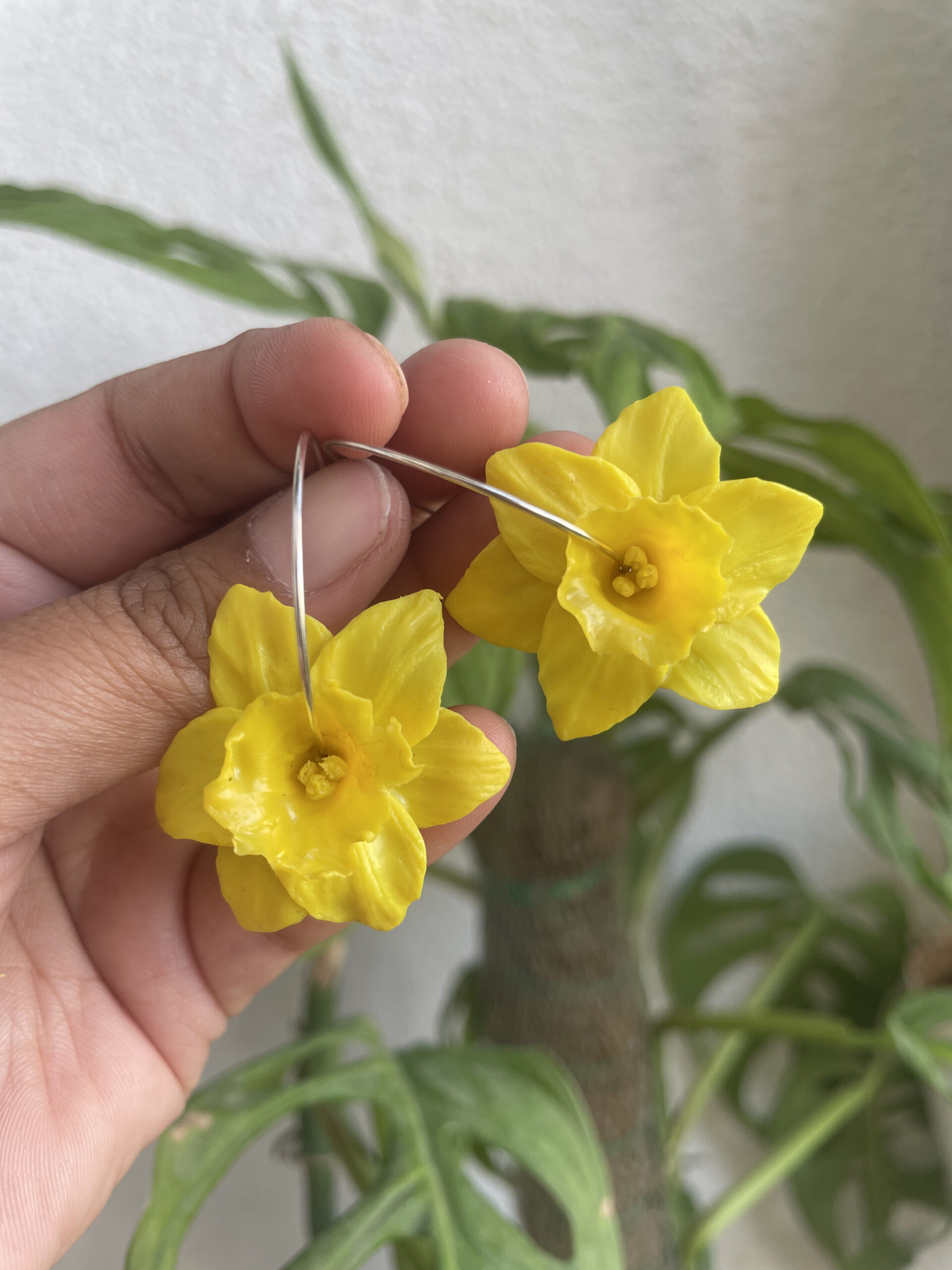 Daffodils Hoops