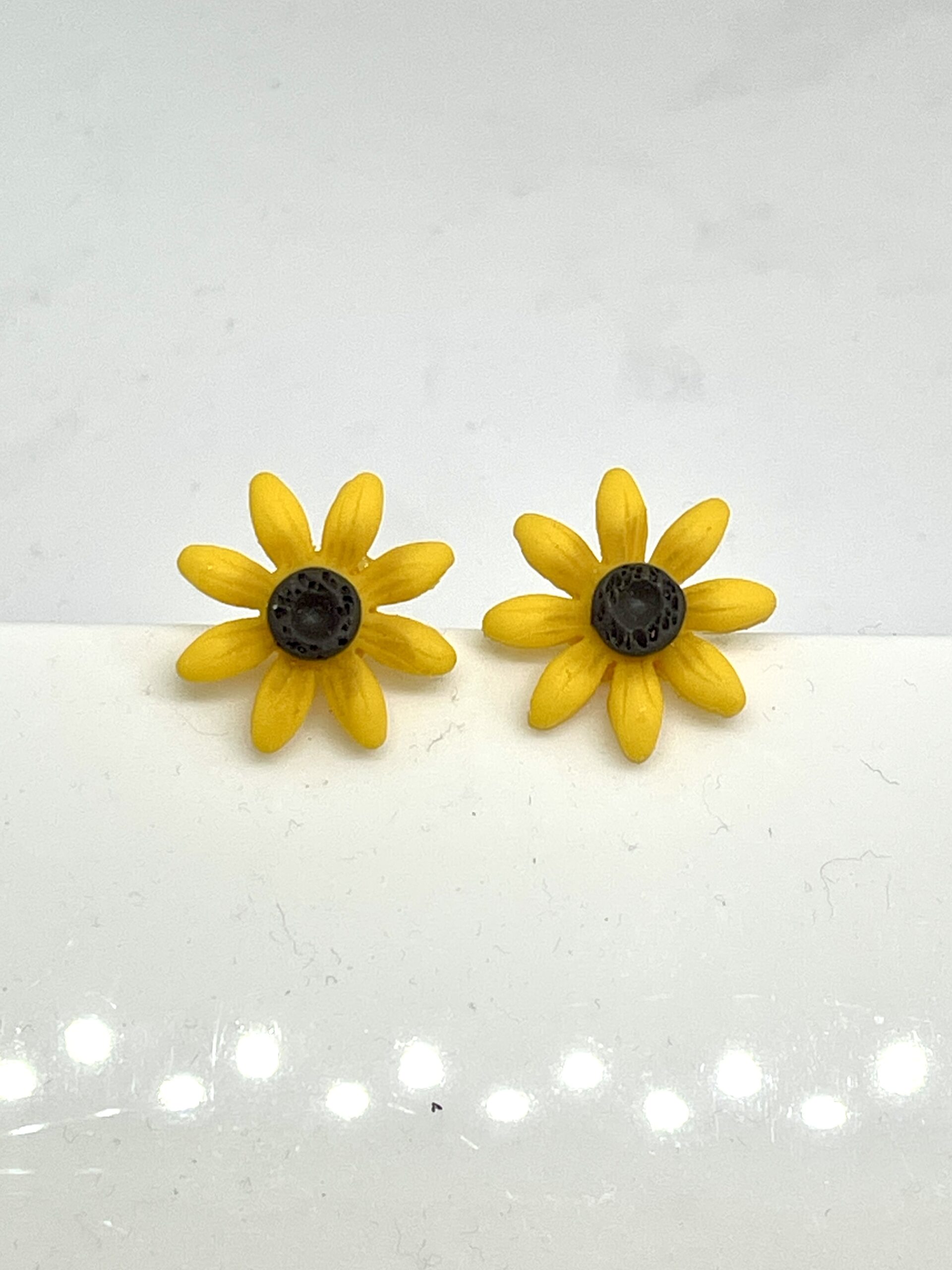 Small Sunflower Stud